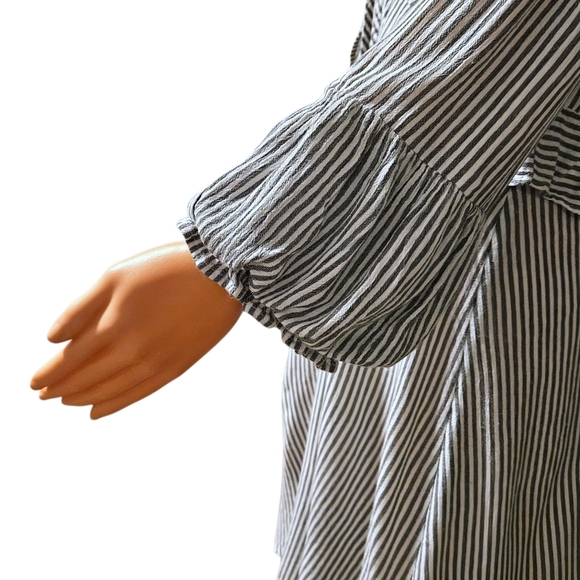 American Eagle Striped Ruffle Dress M Tie Front Cottagecore Milkmaid Coquette AE - Picture 9 of 16